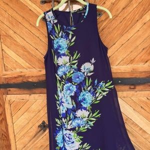 Sleeveless flowy dress